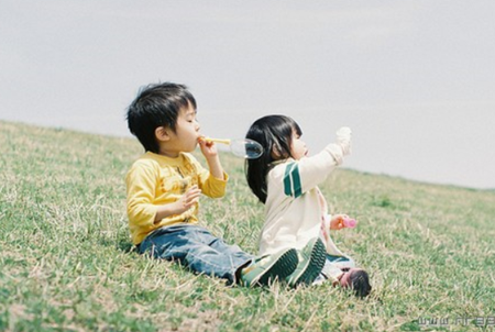 自己生小孩