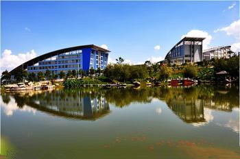 学院