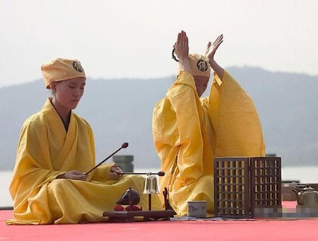 尼姑