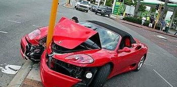 交通事故 撞车