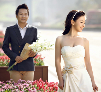 自己和情人结婚